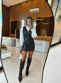 TRIJUNTO MARGOT COURINO - CAMISA, SAIA E COLETE
