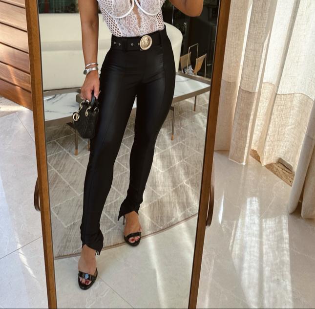 CALÇA PRADA LION  |  ACOMPANHA CINTO FIVELA METAL