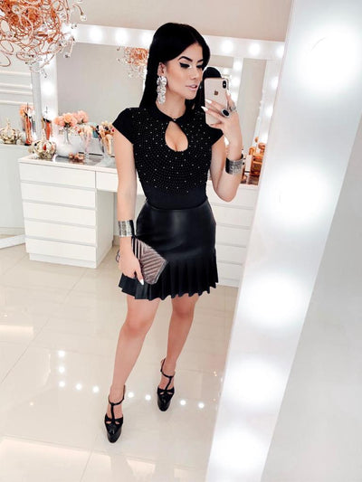 BODY  BLACK COM PEDRARIAS