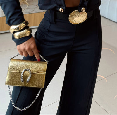 CALÇA PANTALONA COM FENDA - NÃO ACOMPANHA CINTO