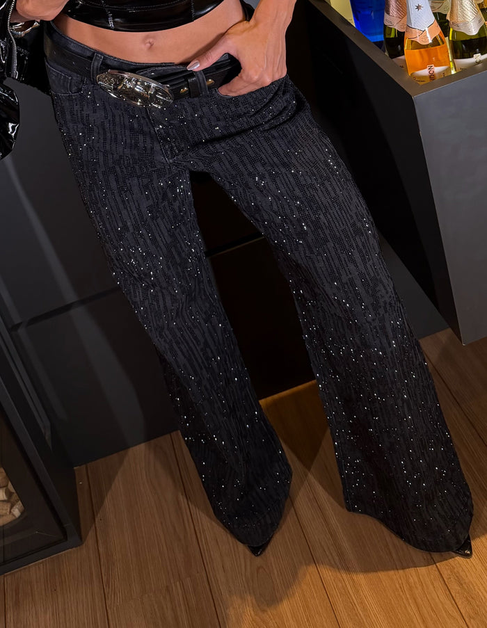 CALÇA JEANS RIVIERA - JEANS BLACK CRAVEJADA
