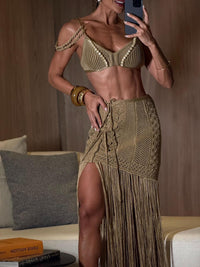 CONJUNTO BARCELONA TOFFEE - TOP COM PEDRARIAS, SAIA E HOT PANT , FIOS DE SEDA