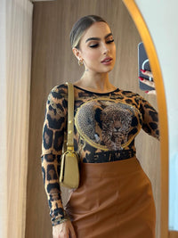 BODY FEMALLE BOSS COM APLICAÇÕES EM CRISTAIS