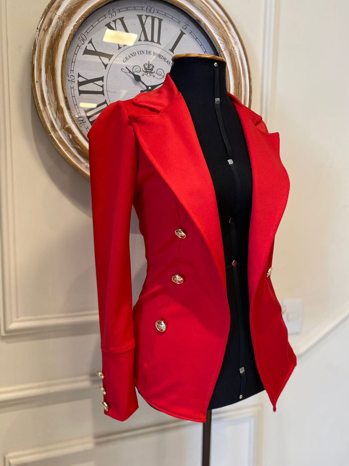 BLAZER LUXO VERMELHO COM BOTOES METALIZADOS